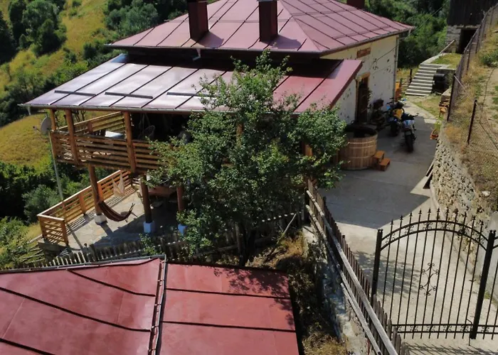 къща сливови